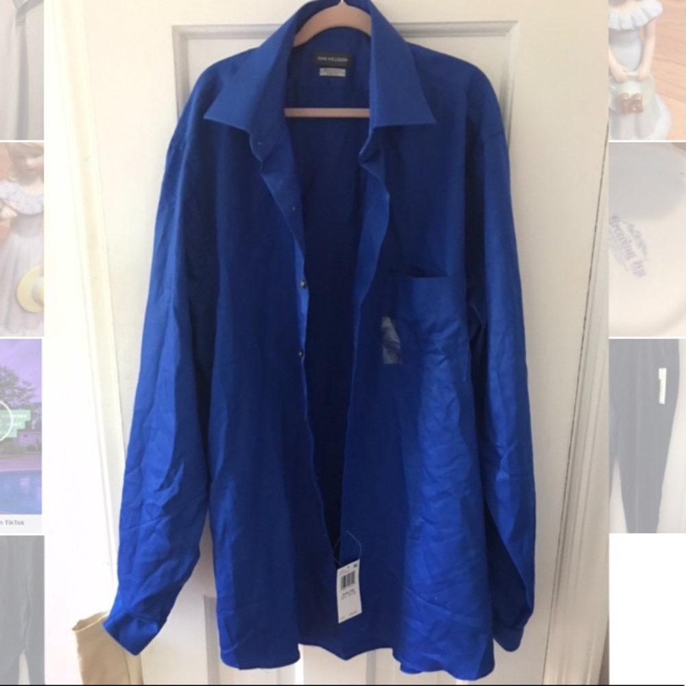VAN HEUSEN blue button up shirt